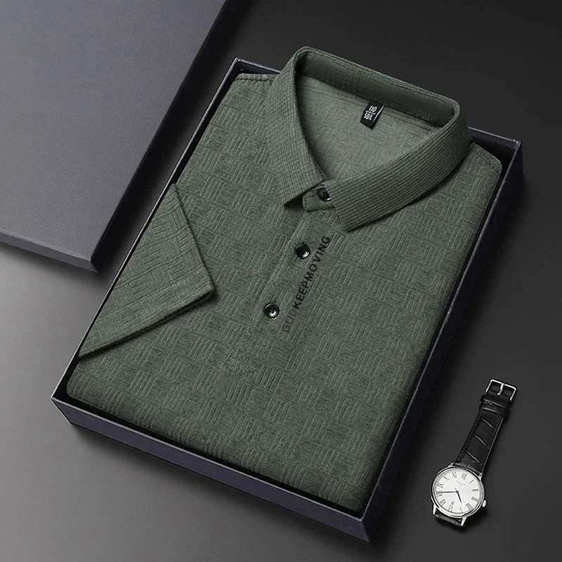 New Men's Business Casual Short Sleeved Shirt with Badge Solid Color Polo Shirt Fashionable Breathable Comfortable Versatile Top